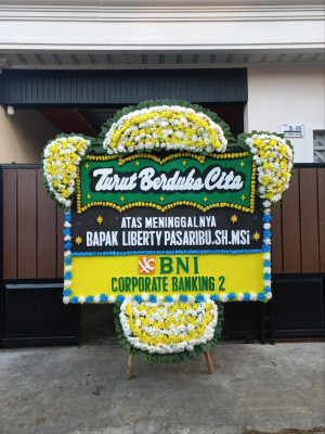 Papan Bunga Duka di Tanah Sirah Piai Nan Xx